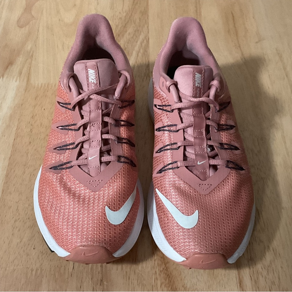 Nike Quest Women Sz 6.5 Rust Salmon Color Lightweight Mesh Running Shoes Sneaker - Picture 3 of 11